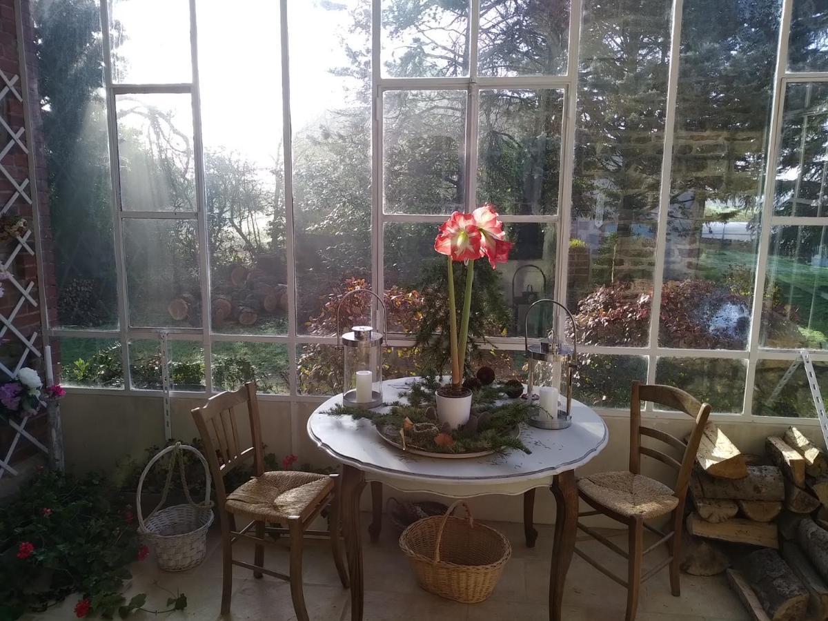 Le Manoir Des Rochers Bouere Bagian luar foto